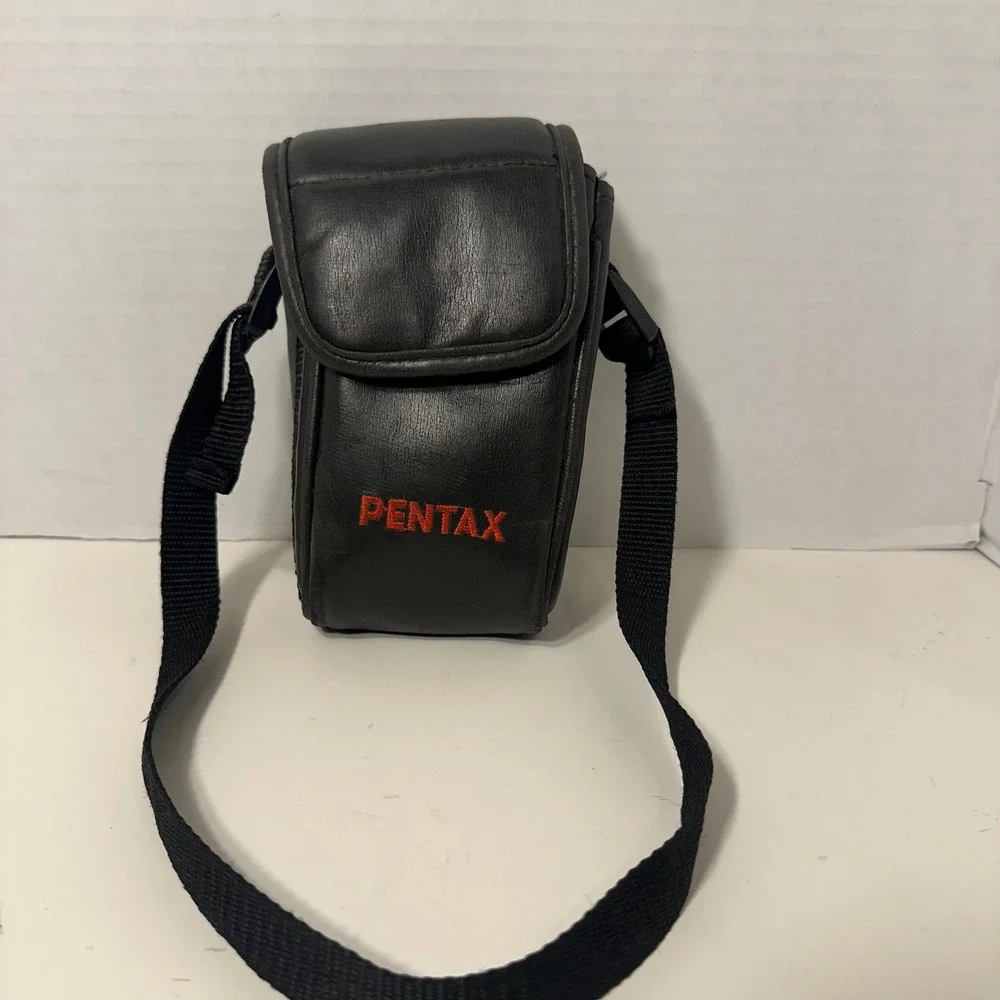 Pentax IQZoom 160 35mm Film Camera 38-160mm Untested Parts w Case
